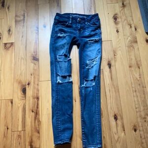 American eagle outfitters ripped low rise jeans